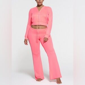 SKIMS LIMITED EDITION French Terry Flare Pants S